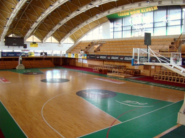 SPORTHALLE